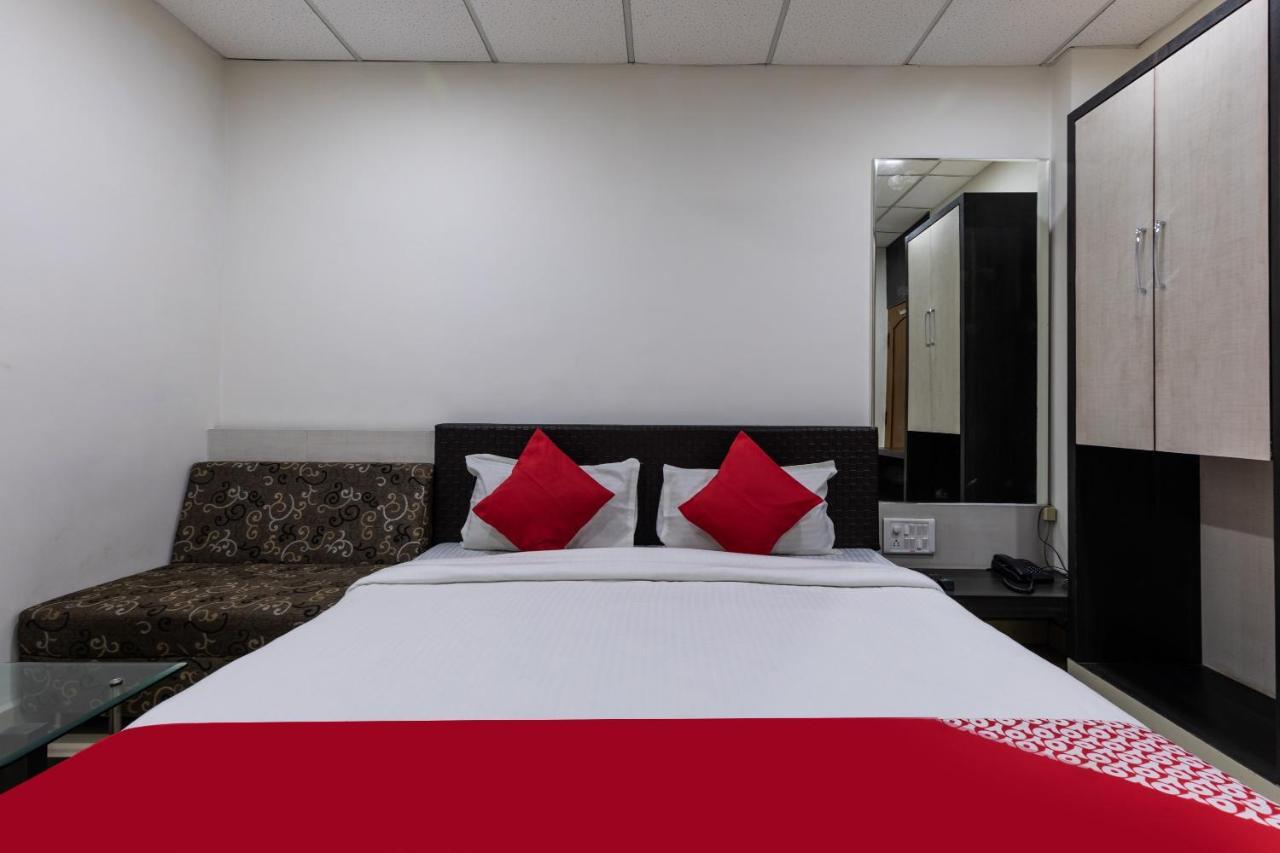 בהופאל Capital O 47403 Hotel Manjeet מראה חיצוני תמונה